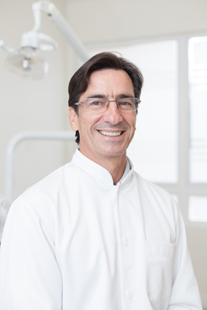 Dr. Adriano L. Miller